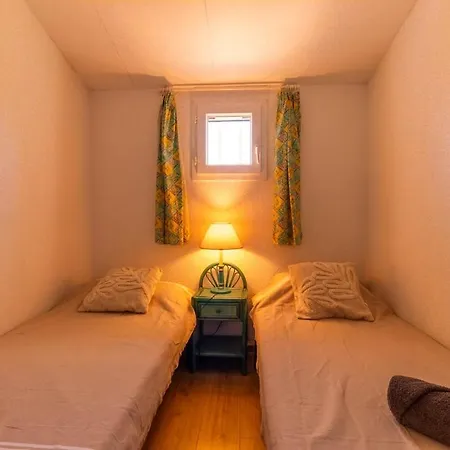 Casa vacanze Boréale, Climatisée, Piscine, Parking, 3mn Agde